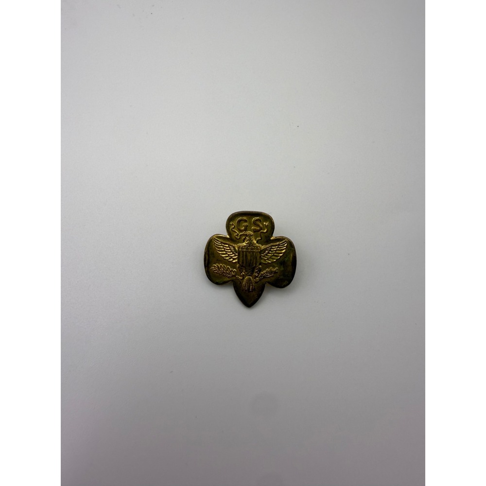 Vintage 1940s Girl Scouts Trefoil Membership Pin Gold Tone Eagle Shield Badge